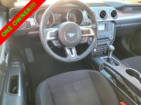 Used 2020 Ford Mustang GT image 5