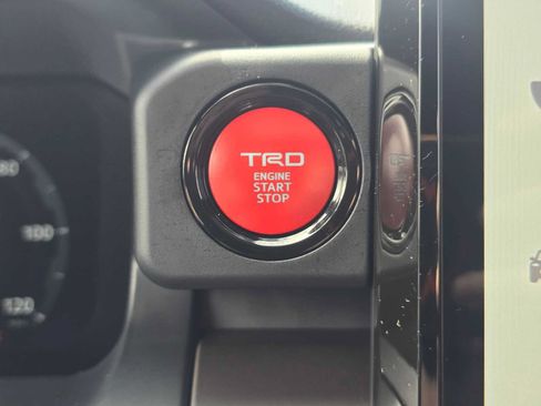 Used 2024 Toyota Tacoma TRD Sport w/ TRD Sport Premium Package AWD/4WD image 28