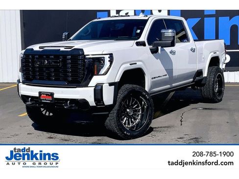 Used 2024 GMC Sierra 3500 Denali Ultimate image 1