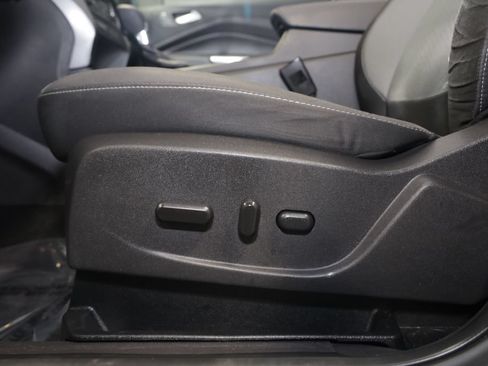 Used 2017 Ford Escape SE AWD/4WD image 13