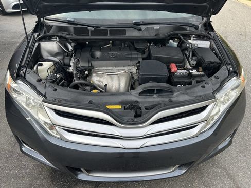 Used 2015 Toyota Venza XLE image 26