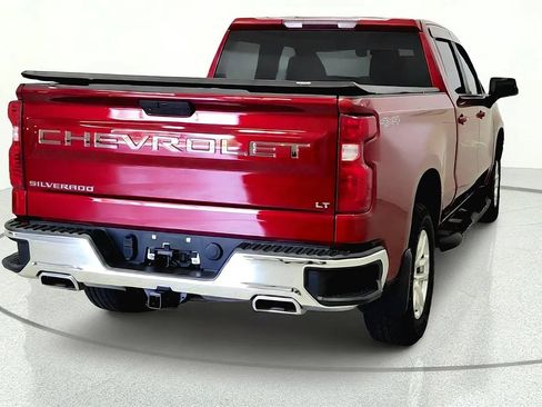 Used 2022 Chevrolet Silverado 1500 LT w/ Z71 Off-Road Package AWD/4WD image 5
