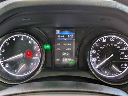 Used 2022 Toyota Camry SE w/ Cold Weather Package image 32