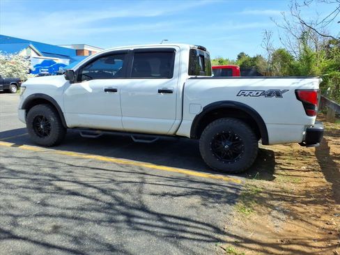 Used 2021 Nissan Titan PRO-4X w/ Pro-4x Convenience Package image 4