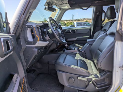 Certified 2022 Ford Bronco Badlands AWD/4WD image 16