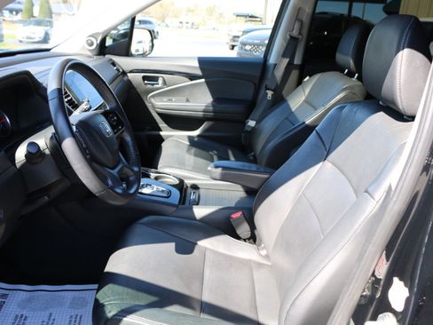 Used 2021 Honda Pilot Touring image 30