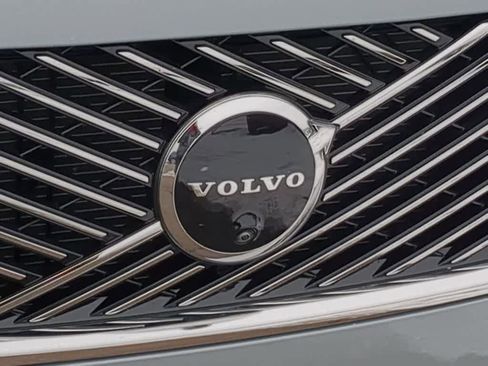 Certified 2026 Volvo XC90 B6 Plus w/ Protection Package Premier image 11