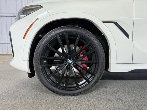 Used 2023 BMW X6 xDrive40i w/ M Sport Package AWD/4WD image 14