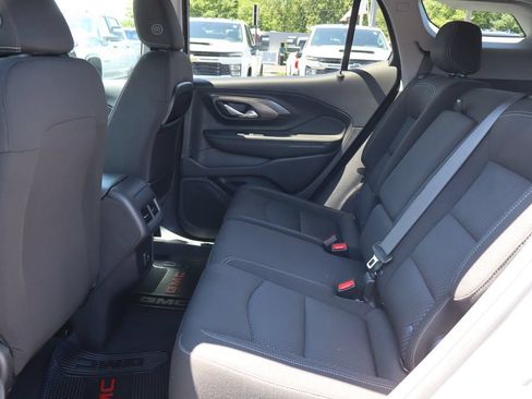 Used 2023 GMC Terrain SLE w/ Driver Convenience Package FWD image 23