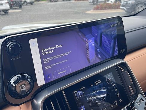 New 2026 Lexus LX 600 4WD w/ Luxury Package image 13