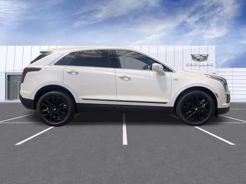 New 2026 Cadillac XT5 Premium Luxury w/ LPO, ONYX Package AWD/4WD image 9