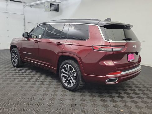 Used 2024 Jeep Grand Cherokee L Overland w/ Advanced Protech Group III image 3