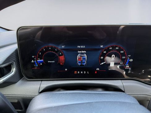 Used 2025 Ford Mustang Premium image 22