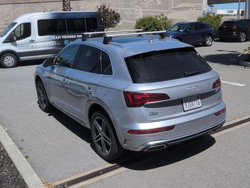 Used 2024 Audi Q5 e Premium Plus w/ Premium Plus Package AWD/4WD image 8