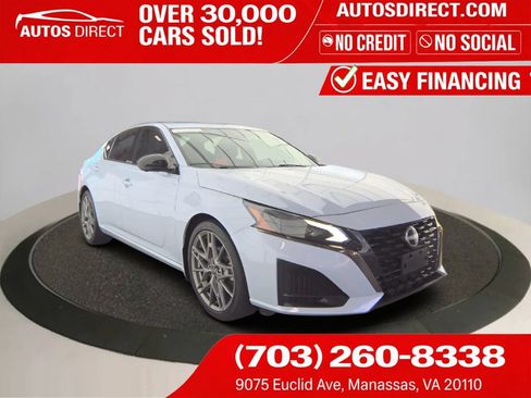 Used 2023 Nissan Altima 2.0 SR FWD image 1