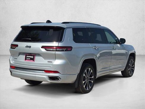 Used 2023 Jeep Grand Cherokee L Overland AWD/4WD image 5