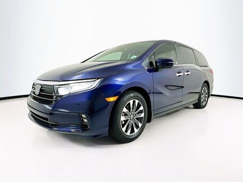 Certified 2024 Honda Odyssey EX-L image 1