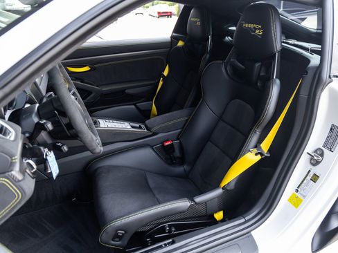 Used 2025 Porsche 718 Cayman GT4 RS RWD image 5