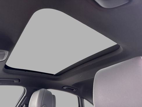 Used 2024 Audi A6 Premium Plus image 11