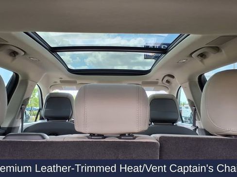 Used 2025 Lincoln Nautilus Reserve AWD/4WD image 26