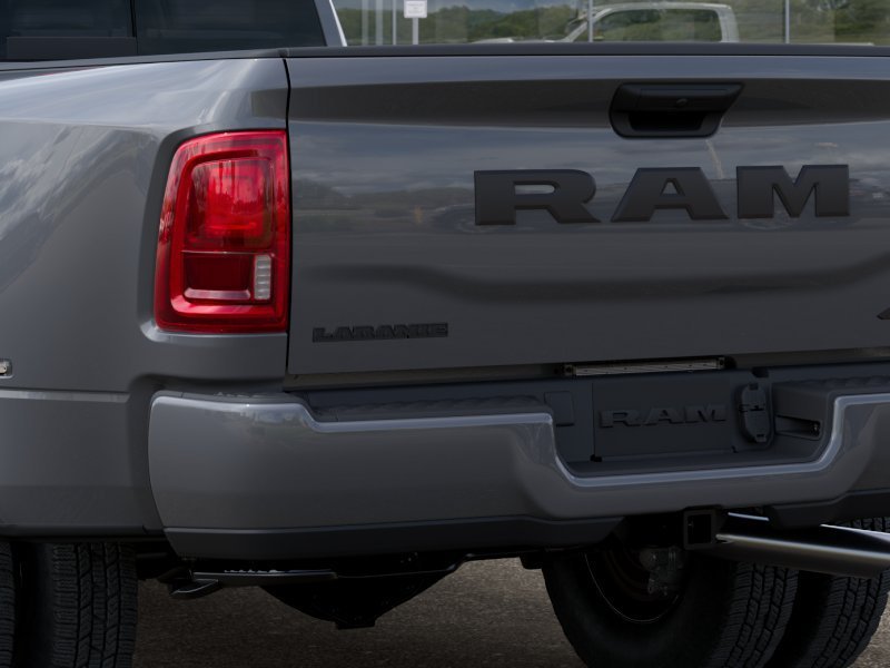New 2026 RAM 3500 Laramie AWD/4WD image 41