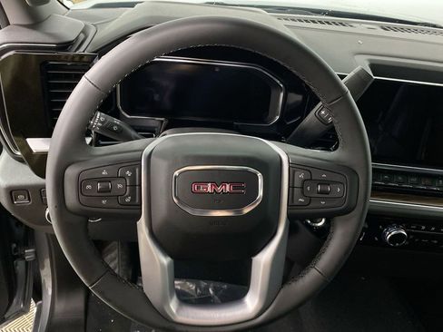 Used 2026 GMC Sierra 1500 Elevation image 14