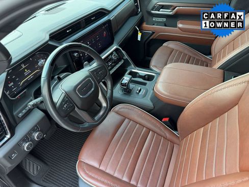 Used 2024 GMC Sierra 1500 Denali Ultimate AWD/4WD image 4