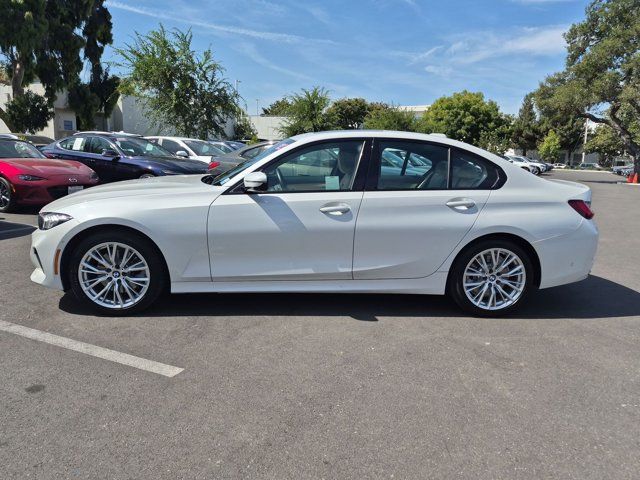 Used 2023 BMW 330i Sedan w/ Parking Assistance Package RWD image 9
