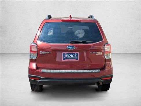 Used 2017 Subaru Forester 2.5i w/ Alloy Wheel Package AWD/4WD image 5