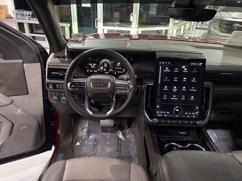 Used 2025 GMC Yukon XL Elevation w/ Elevation Premium Package image 30