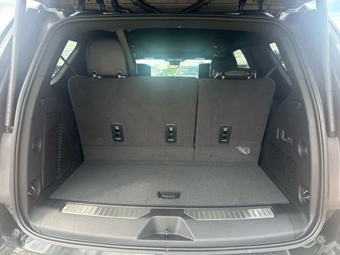 New 2026 GMC Yukon AT4 Ultimate AWD/4WD image 11