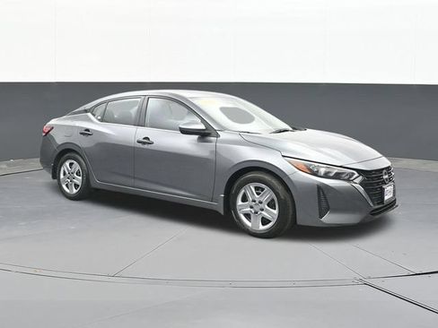Used 2025 Nissan Sentra S FWD image 19