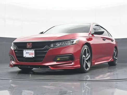 Used 2018 Honda Accord Sport image 25