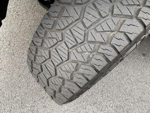 Used 2020 Chevrolet Silverado 1500 LT Trail Boss w/ Bed Protection Package image 12