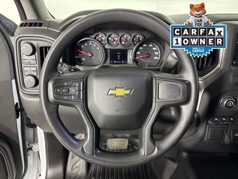 Used 2024 Chevrolet Silverado 1500 W/T w/ WT Value Package AWD/4WD image 17