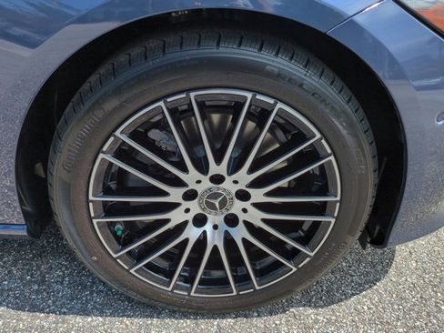 Used 2025 Mercedes-Benz C 300 Sedan image 11