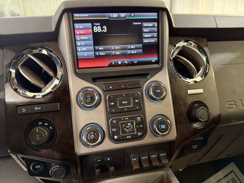 Used 2016 Ford F350 Platinum image 17