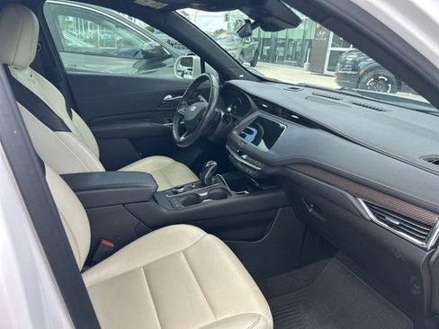 Used 2019 Cadillac XT4 Sport FWD image 24