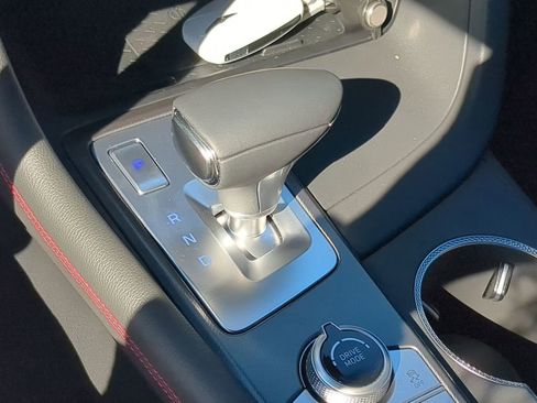 Used 2025 Genesis G70 3.3T Advanced image 25