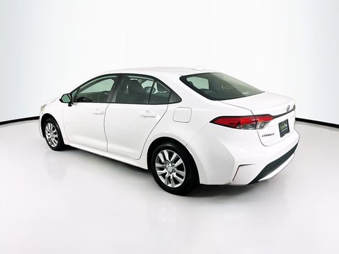 Used 2020 Toyota Corolla LE w/ Carpet Mat Package (TMS) image 5