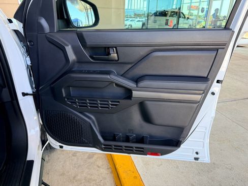 Used 2025 Toyota Tacoma SR5 RWD image 11