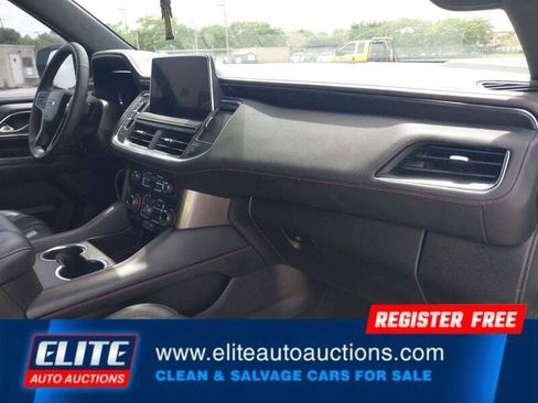 Used 2022 Chevrolet Suburban RST w/ Sport Performance Package AWD/4WD image 9