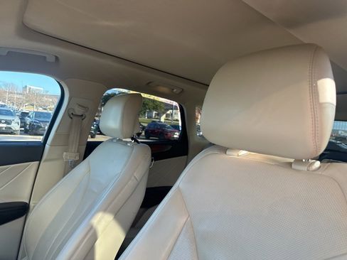 Used 2015 Lincoln MKC Reserve w/ Equipment Group 102A Reserve image 11