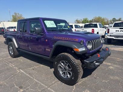 New 2026 Jeep Gladiator Mojave w/ Steel Bumper Group