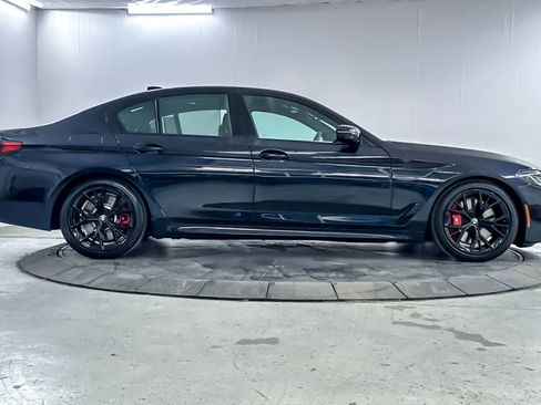 Used 2023 BMW M550i xDrive M550i xDrive w/ Parking Assistance Package image 8