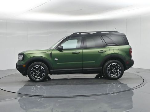 Used 2025 Ford Bronco Sport Outer Banks w/ Outer Banks Tech Package+ AWD/4WD image 33