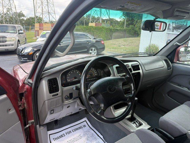 Used 2002 Toyota 4Runner SR5 RWD image 10