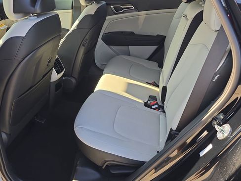 New 2026 Kia Sportage EX w/ EX Panorama Roof Package image 18