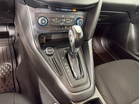Used 2016 Ford Focus SE FWD image 15