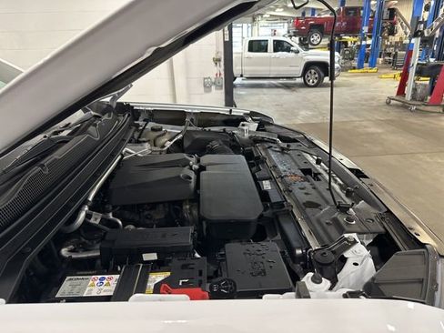 Used 2023 GMC Canyon AT4 w/ AT4 Premium Package image 46